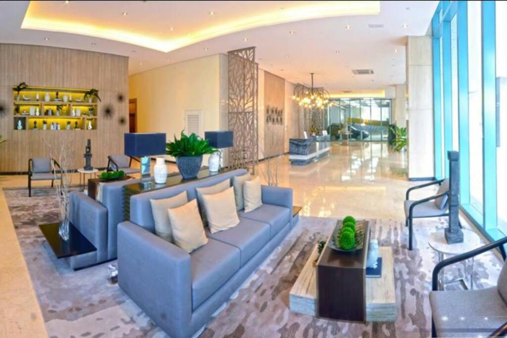One Uptown 1br 2bed Affordable For 4,uptown Mall Linked *