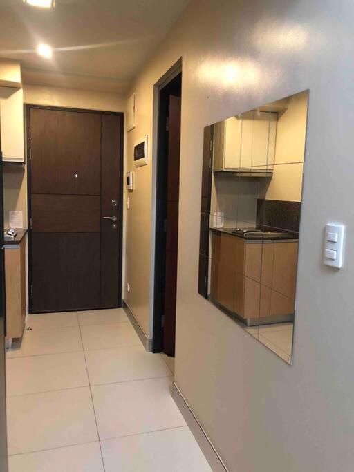 One Uptown 1br 2bed Affordable For 4,uptown Mall Linked