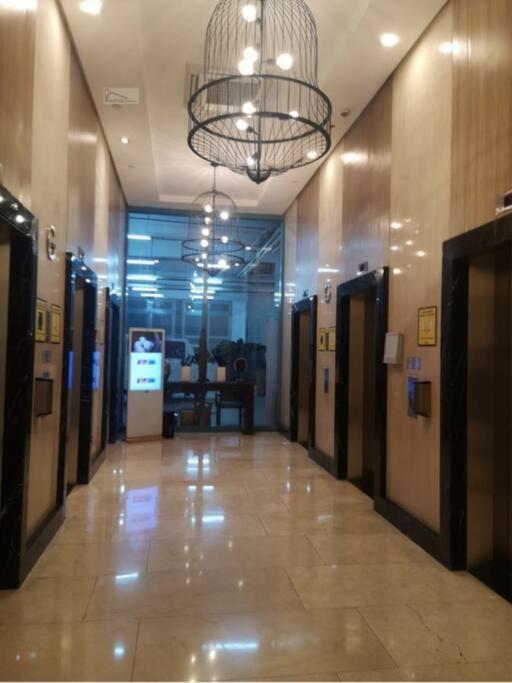 One Uptown 1br 2bed Affordable For 4,uptown Mall Linked Apartment