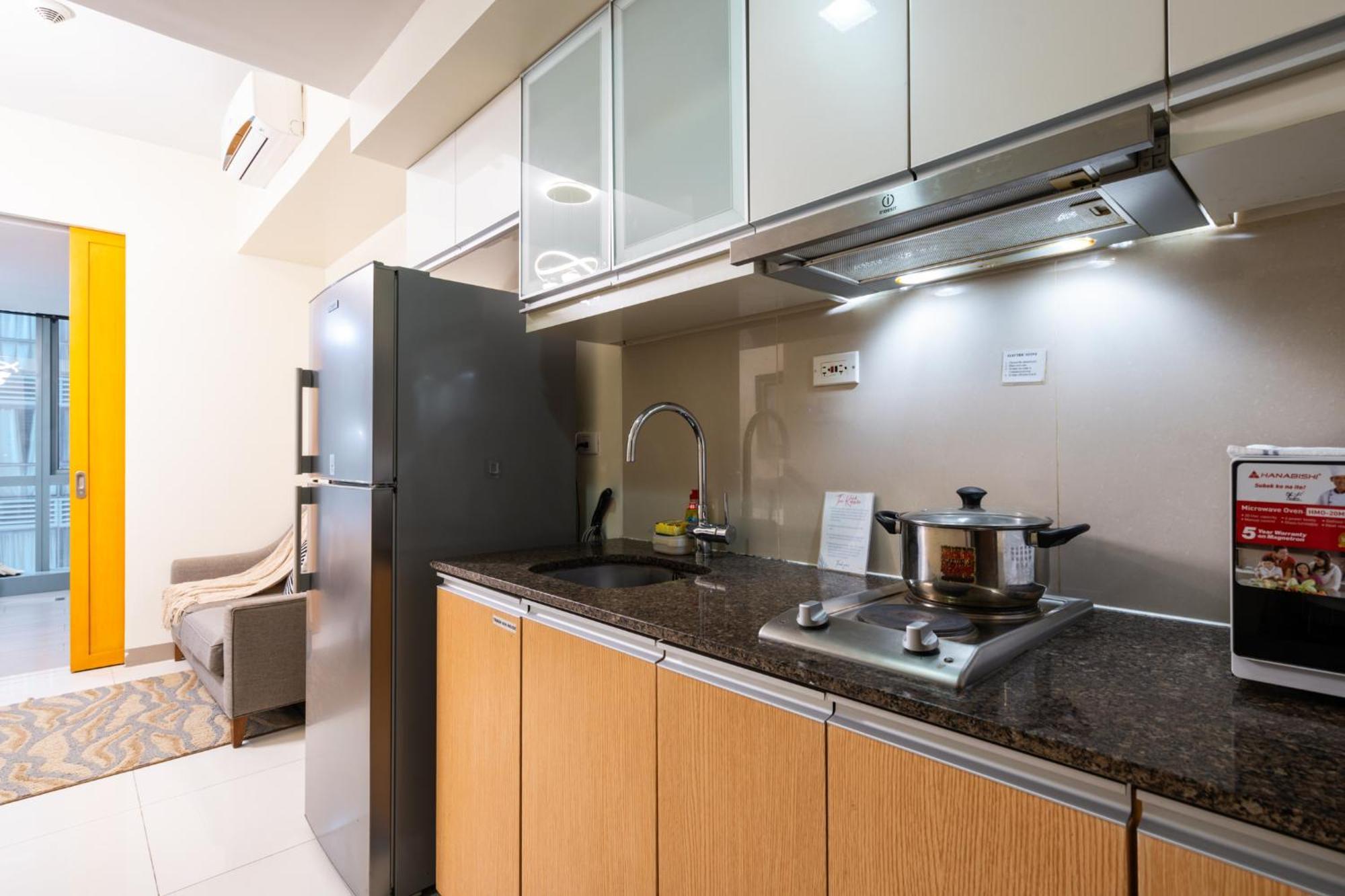 Apartment One Uptown 1br 2bed Affordable For 4,uptown Mall Linked *